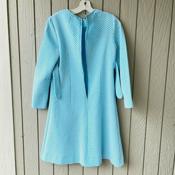 Vintage 60s Blue Textured Mod Mini Dress with Belted Back Detail - Picture 14 of 14